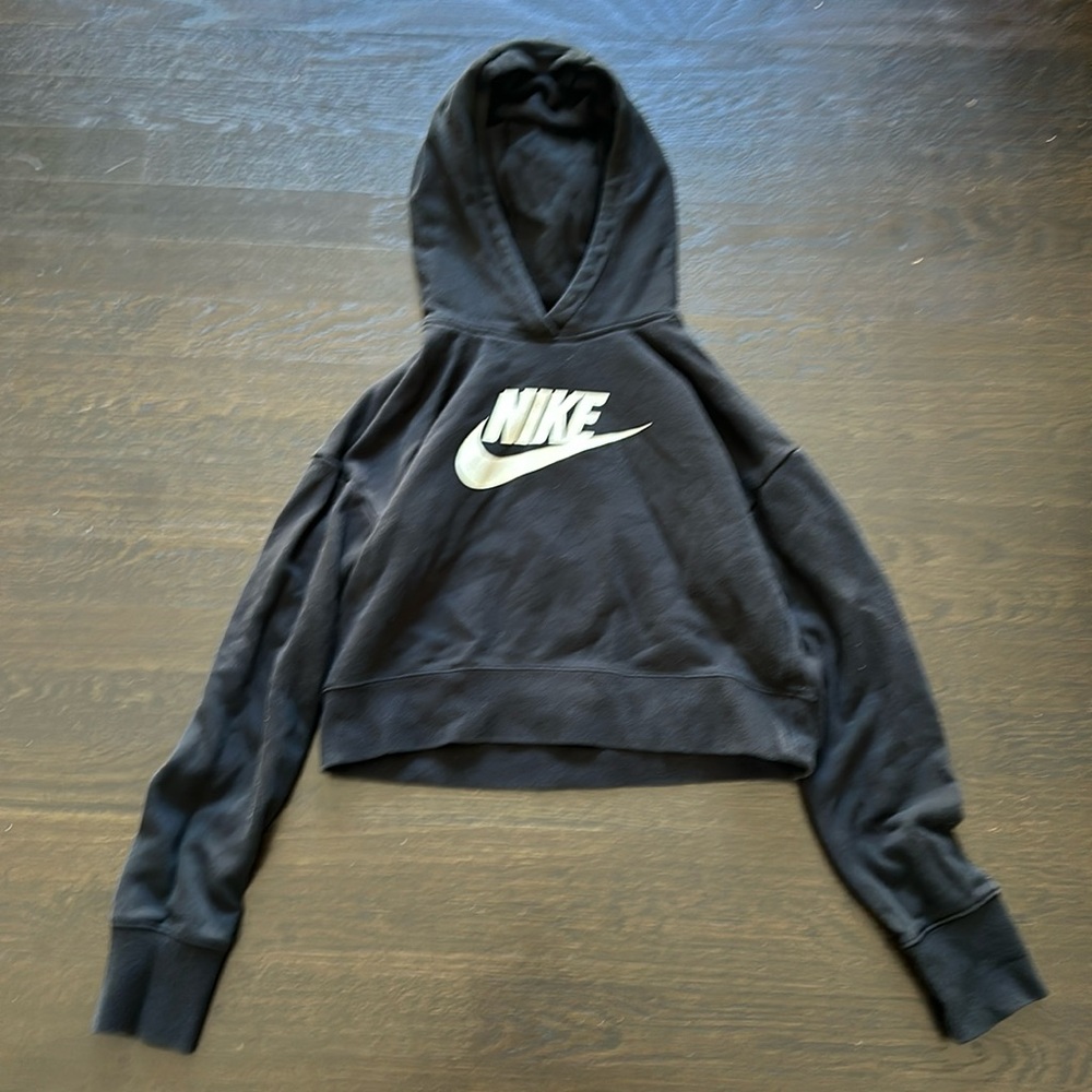 Nike girls black cropped hoodie size girls xl